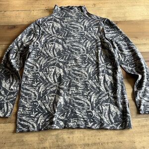 Trisha Tyler Mock Neck Gray Print Top Shirt - Small